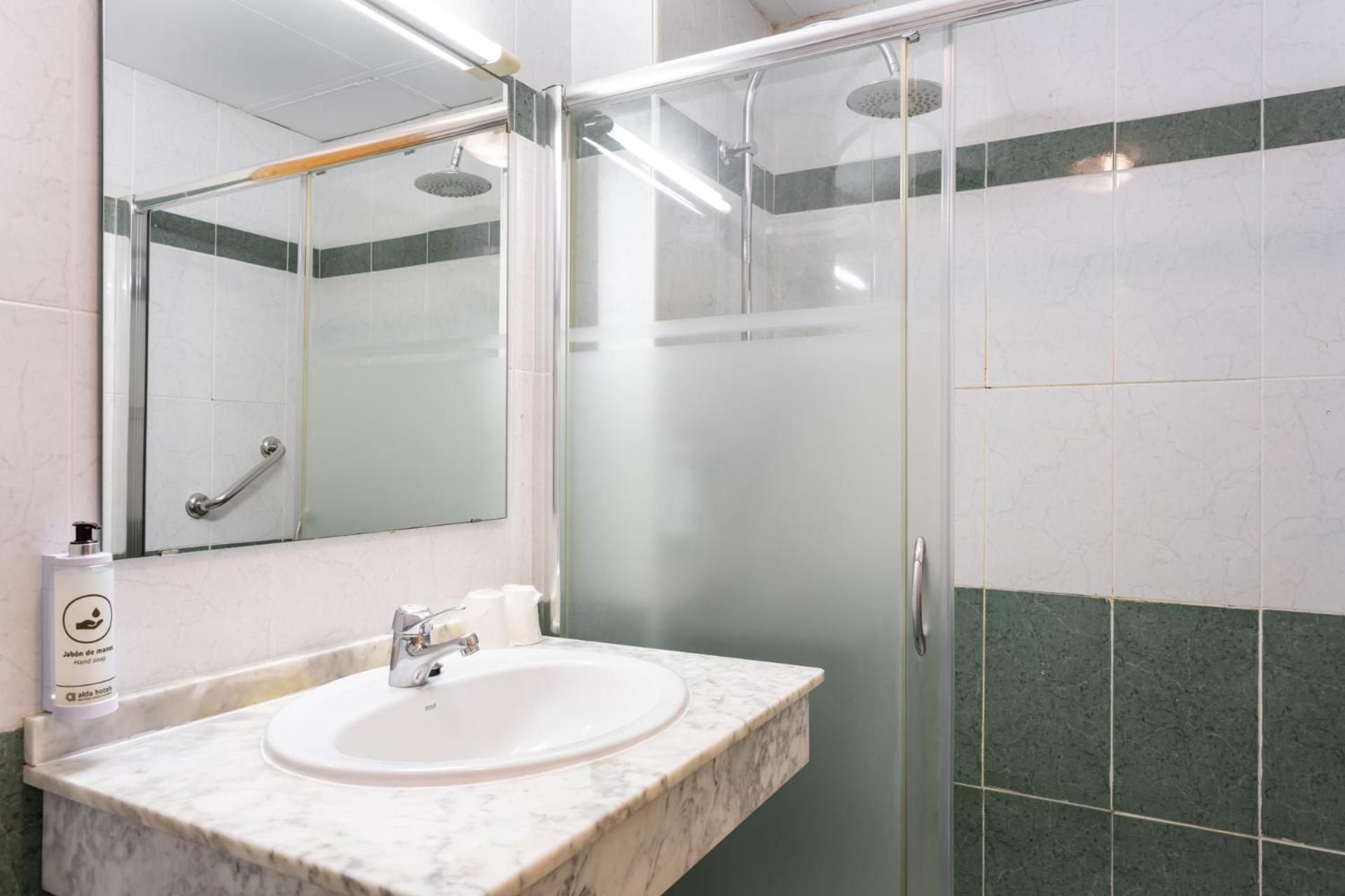 Hotel Alda Ciudad De โตโร ภายนอก รูปภาพ